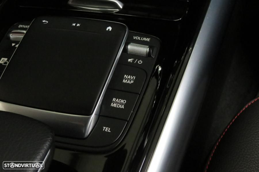Mercedes-Benz GLA 180 d AMG Line - 31