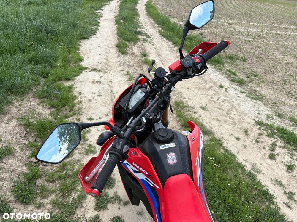 Honda CRF - 8