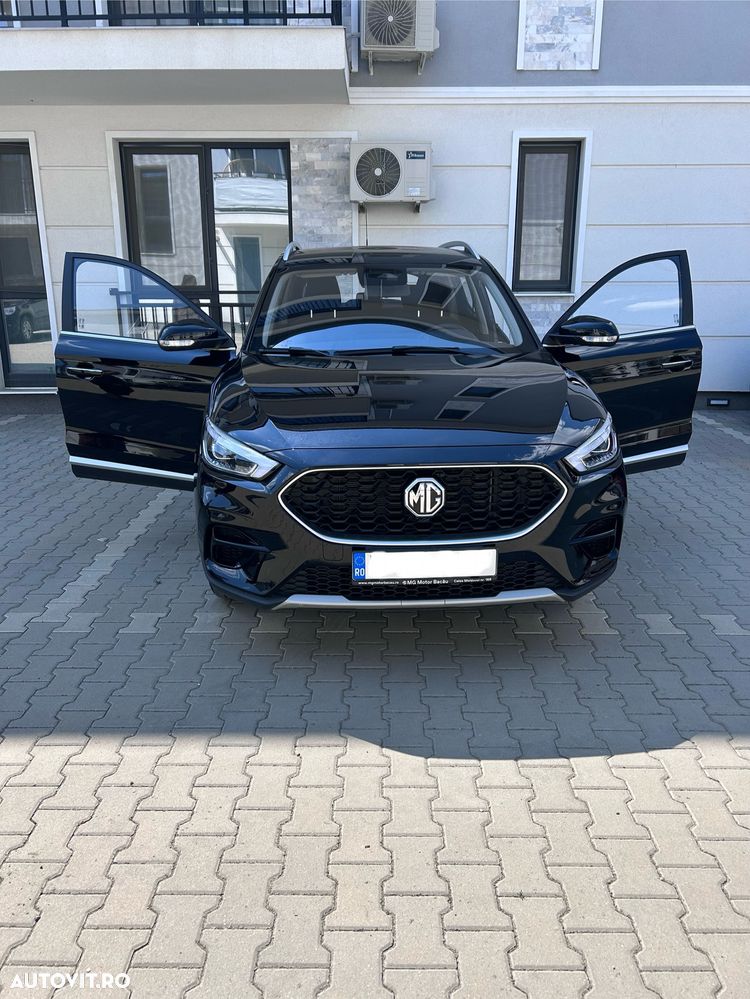 MG ZS 1.5 GSL 5MT Excite - 5