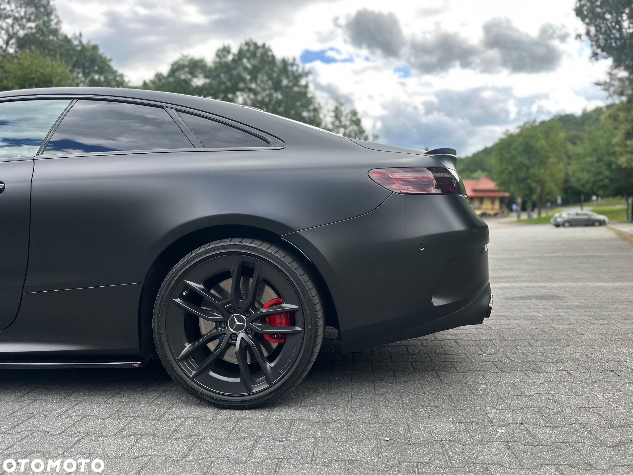 Mercedes-Benz Klasa E AMG 53 Coupe 4-Matic+ 9G-TRONIC - 26