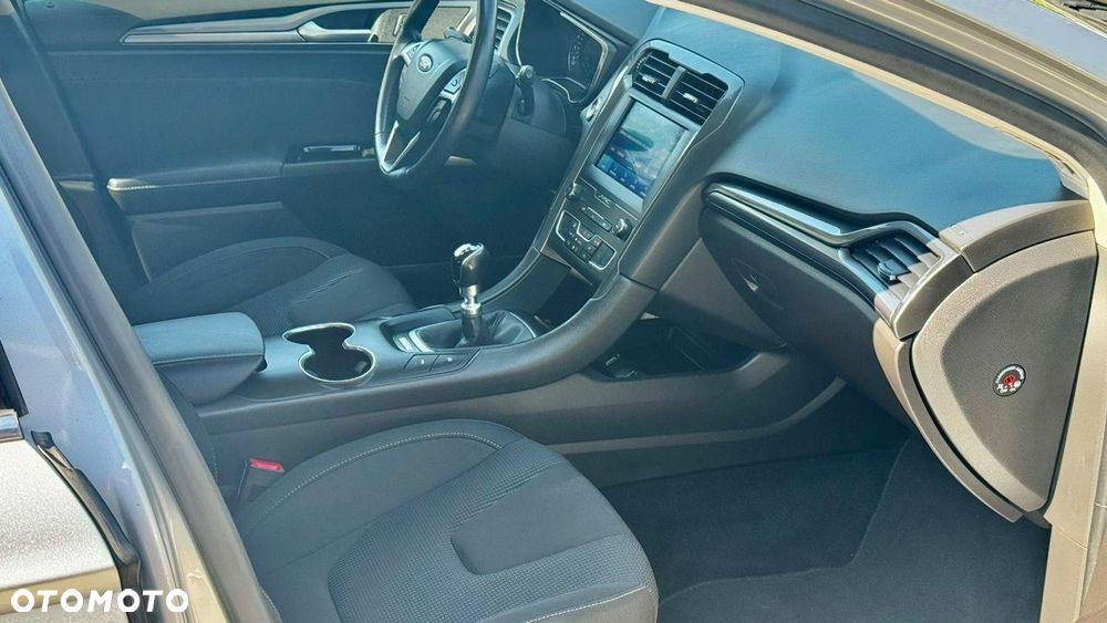 Ford Mondeo 2.0 EcoBlue Titanium - 11