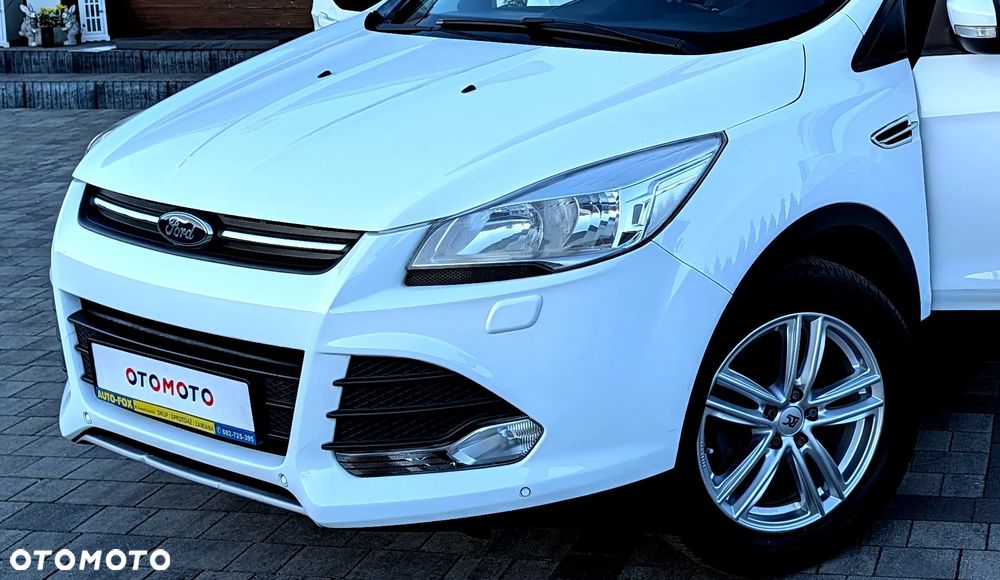 Ford Kuga 1.6 EcoBoost 2x4 Titanium - 16