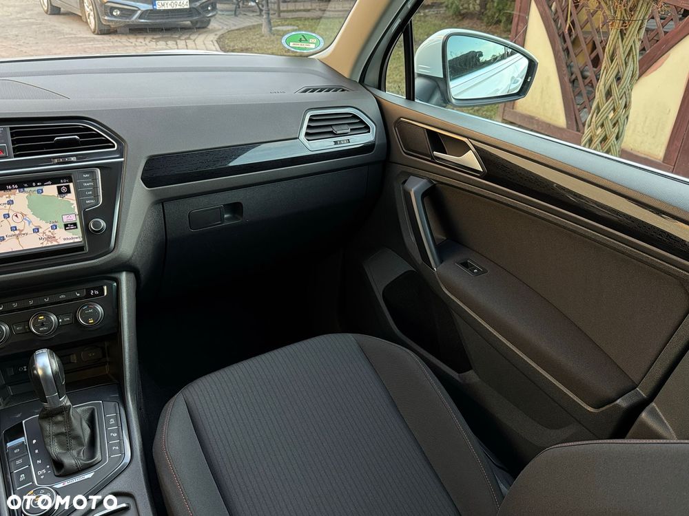 Volkswagen Tiguan 2.0 TDI SCR 4MOTION (BlueMotion Techn.) DSG Sound - 17