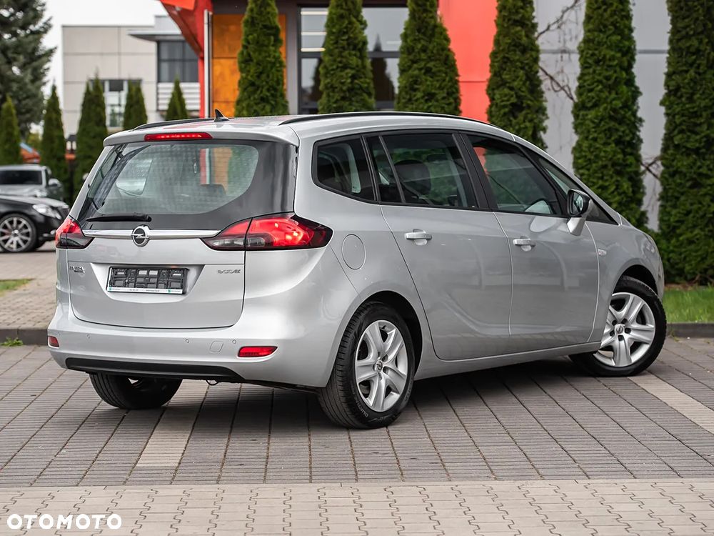 Opel Zafira - 13