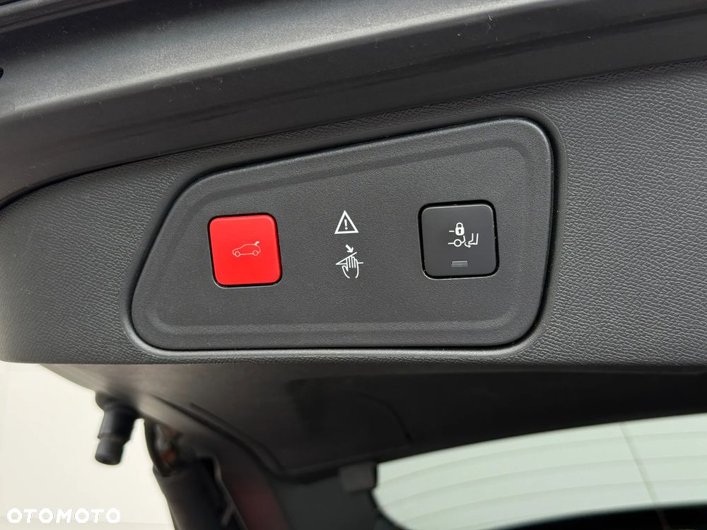 Peugeot 3008 1.5 BlueHDi Crossway S&S EAT8 - 36