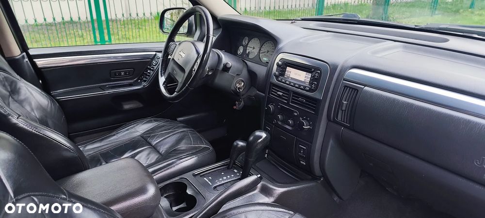 Jeep Grand Cherokee - 14