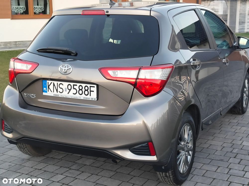 Toyota Yaris 1.5 Premium - 18