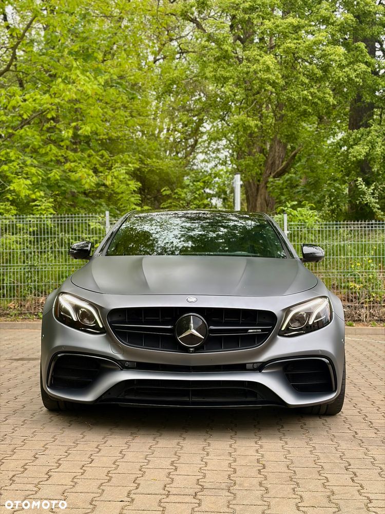 Mercedes-Benz Klasa E AMG 63 S 4Matic+ 9G-TRONIC - 1