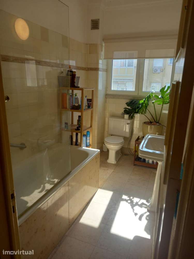 Quarto - localizado em Entrecampos Lisbon - Grande imagem: 4/7
