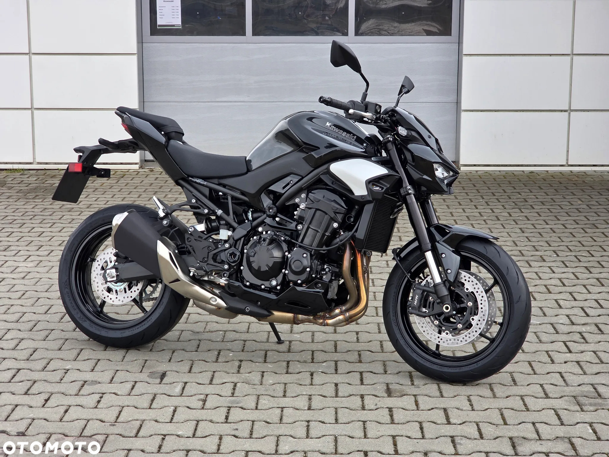 Kawasaki Z 900 - 6