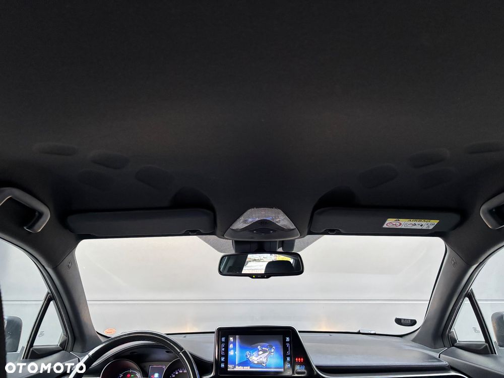 Toyota C-HR - 14