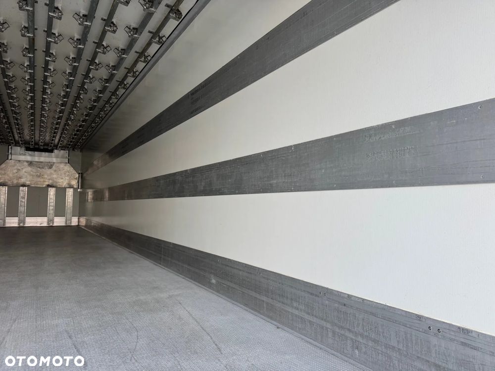 Krone Hakowa, Carrier Vector HE19, Nowe opony!! - 15