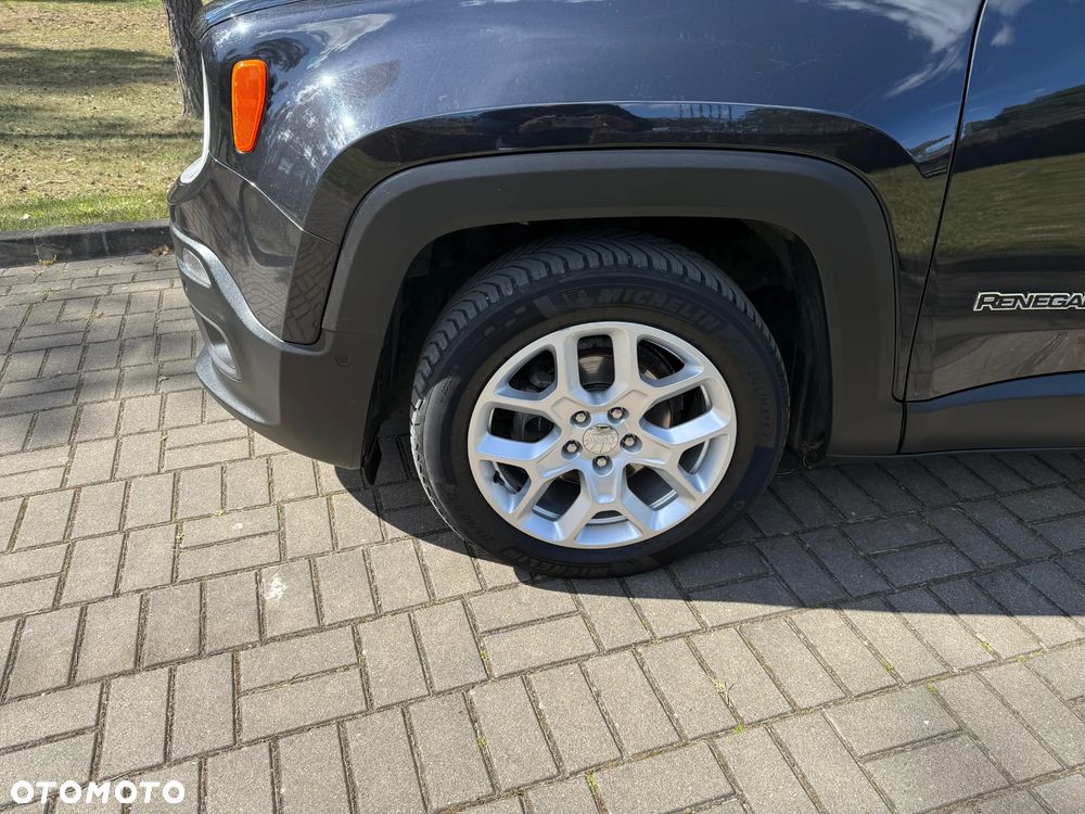 Jeep Renegade - 12