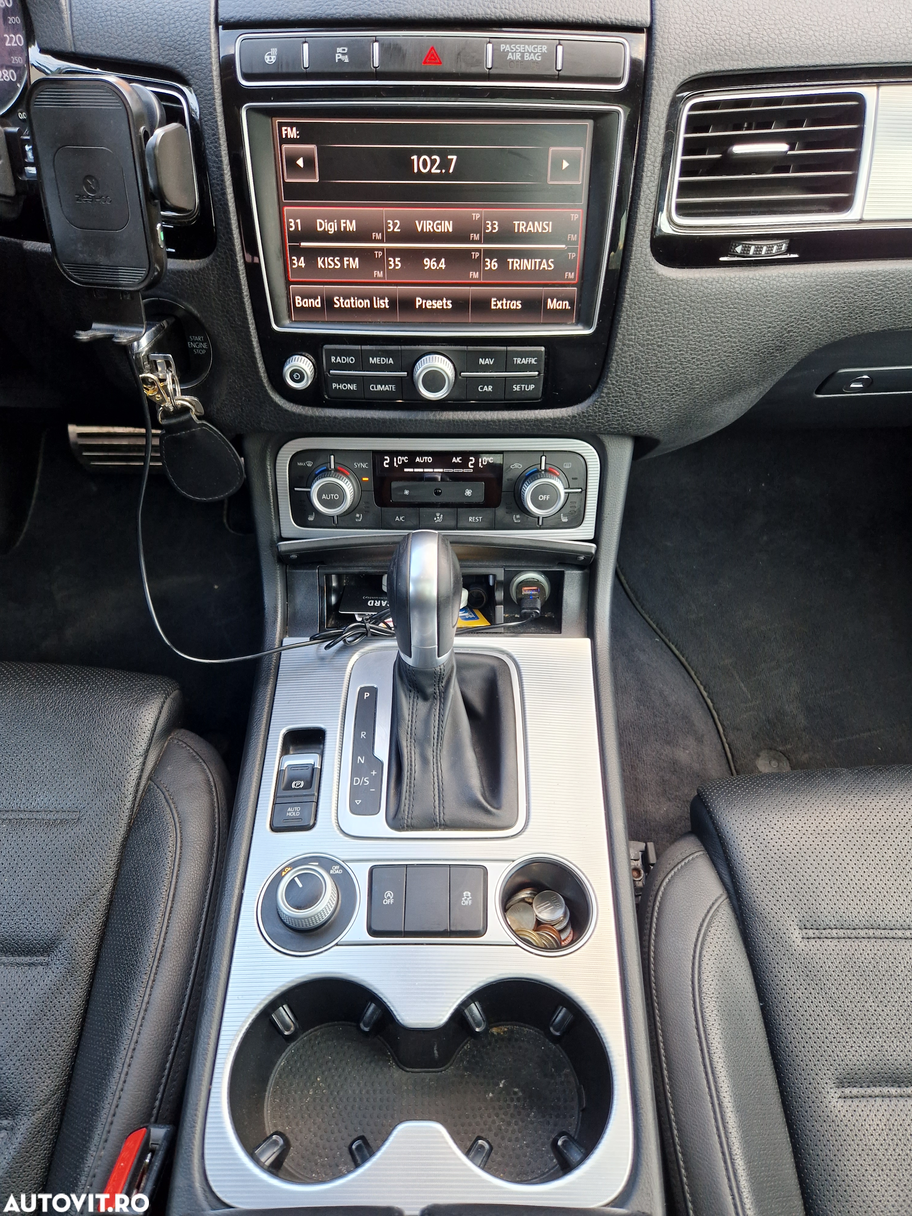 Volkswagen Touareg - 11