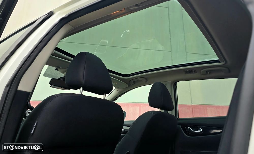 Nissan Qashqai 1.2 DIG-T N-Connecta RS 18 - 22