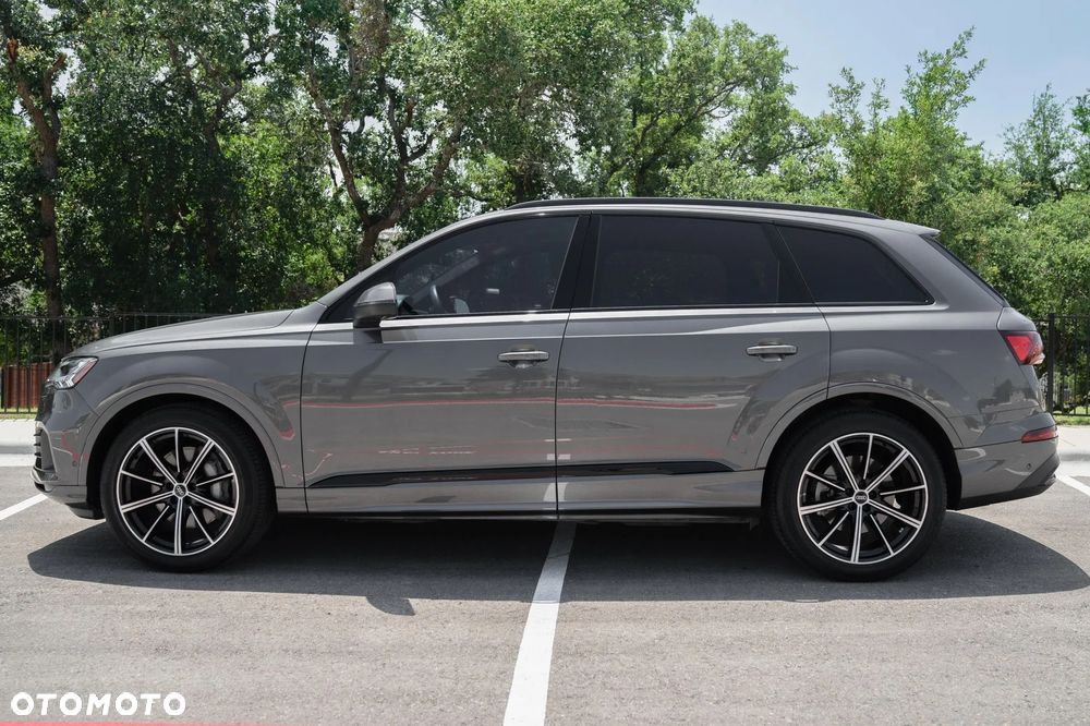 Audi Q7 - 9
