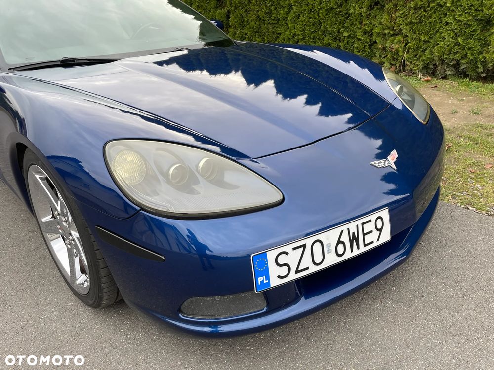 Chevrolet Corvette - 14