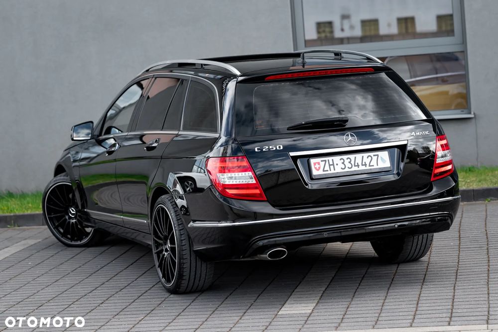 Mercedes-Benz Klasa C 250 CDI DPF Automatik BlueEFFICIENCY Special Edition - 8