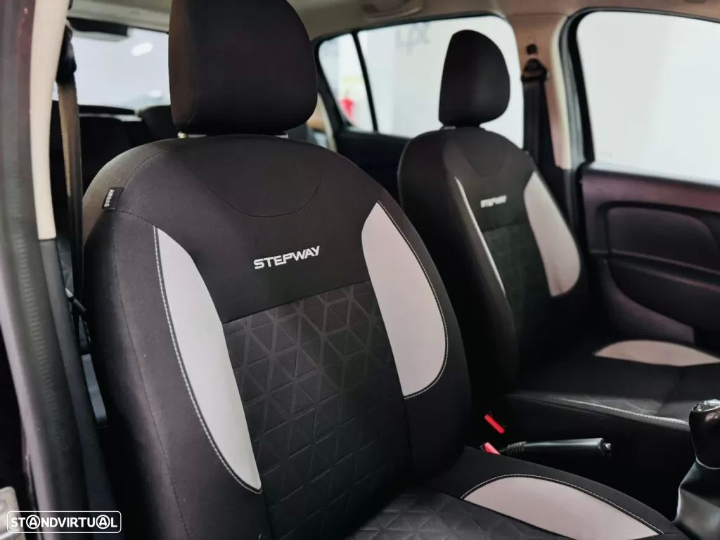 Dacia Sandero 1.5 dCi Stepway - 44