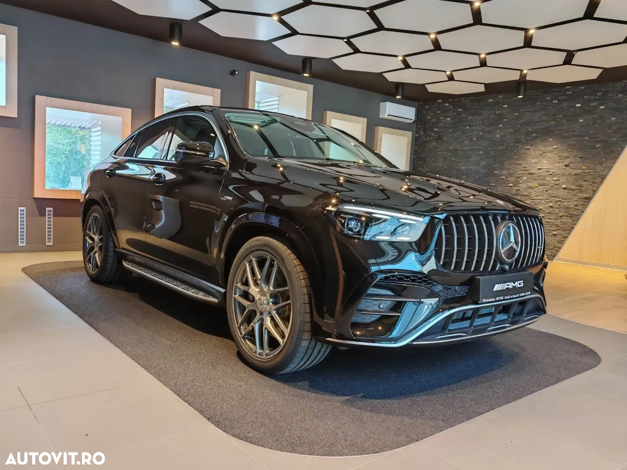 Mercedes-Benz GLE Coupe AMG 53 PHEV - 3