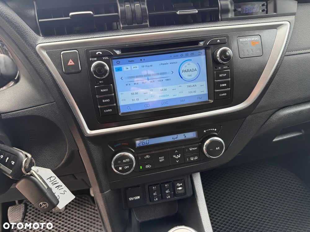 Toyota Auris 2.0 D-4D Dynamic - 11