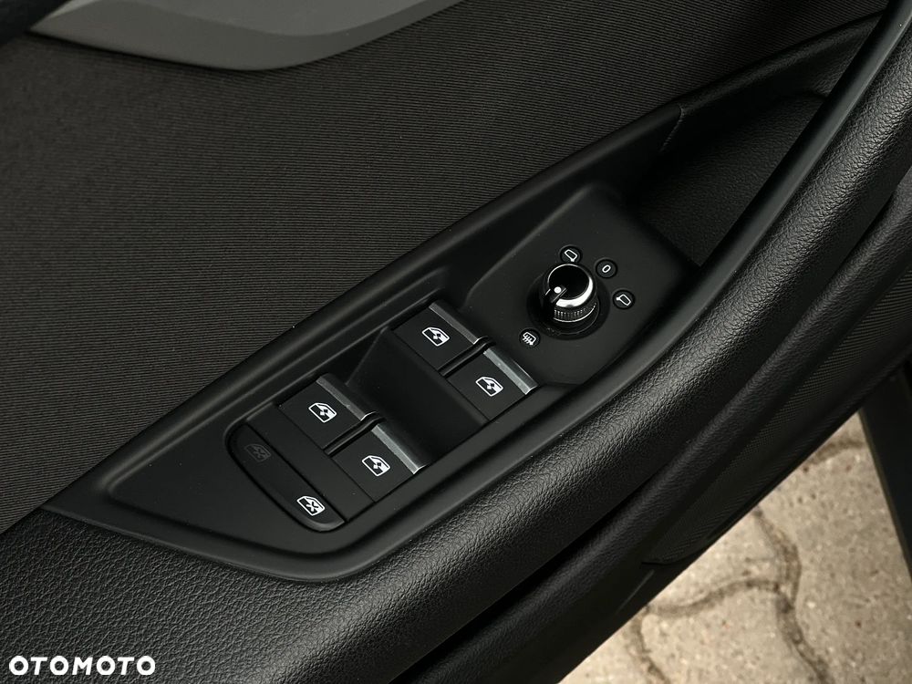 Audi A4 Allroad - 24