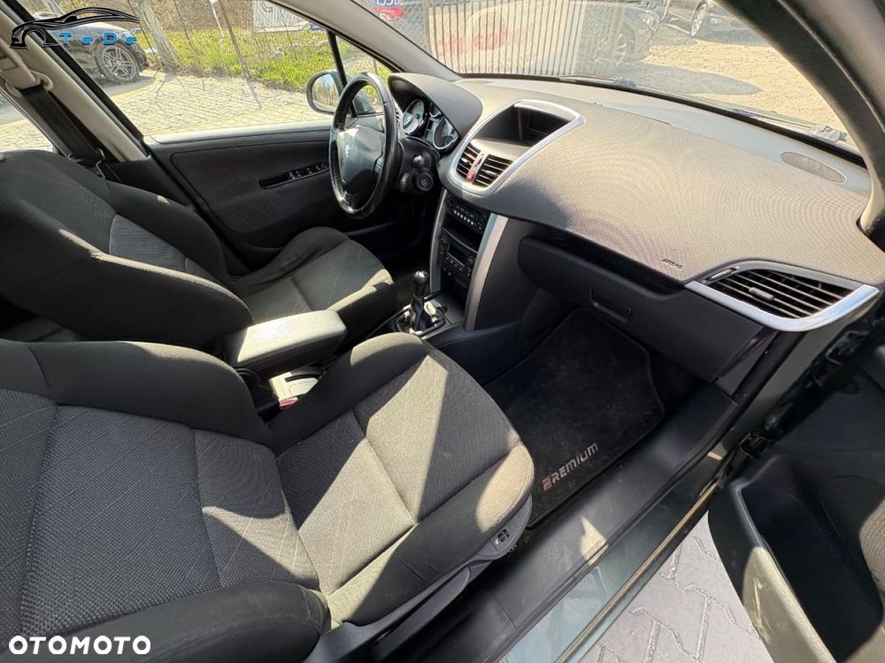 Peugeot 207 1.6 VTi Premium - 29