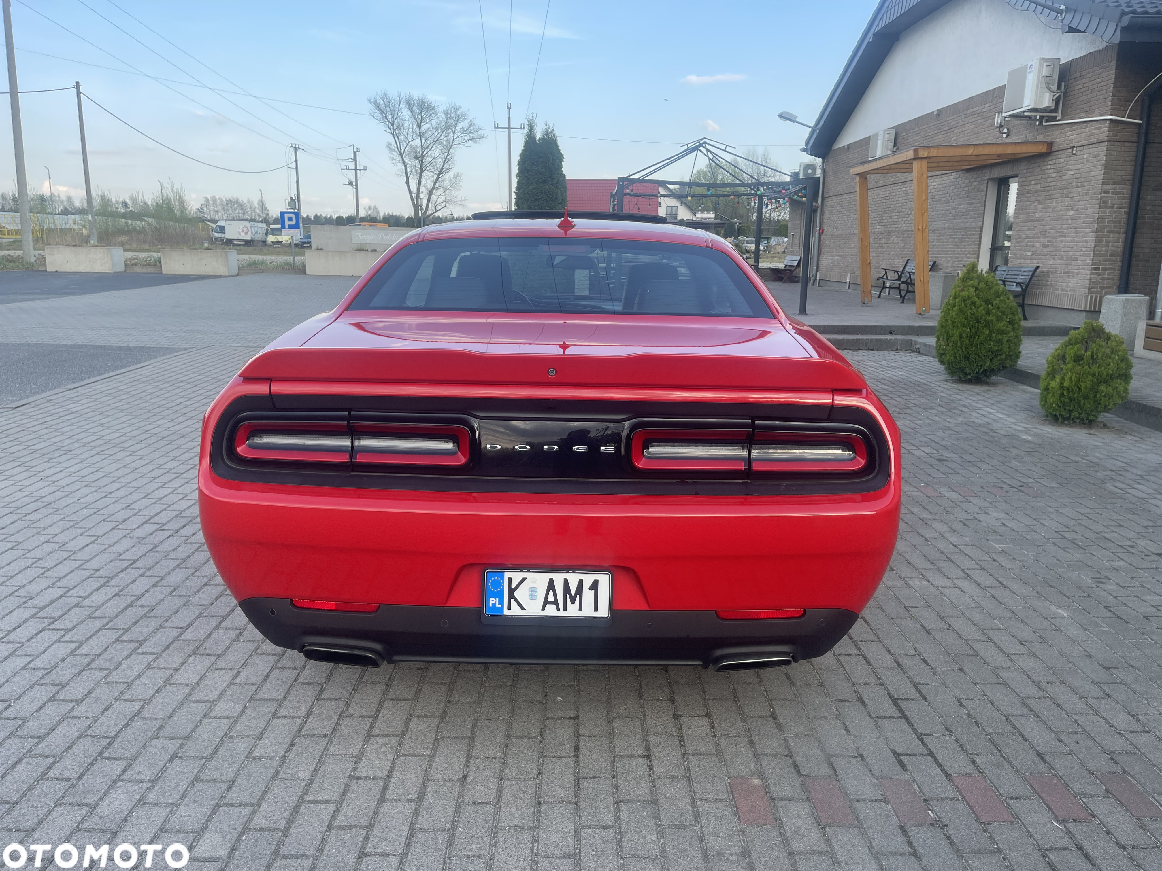 Dodge Challenger - 4
