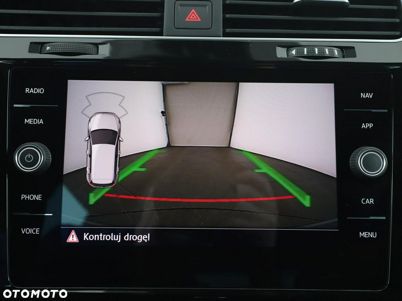Volkswagen Golf GTI (BlueMotion Technology) DSG Performance - 25