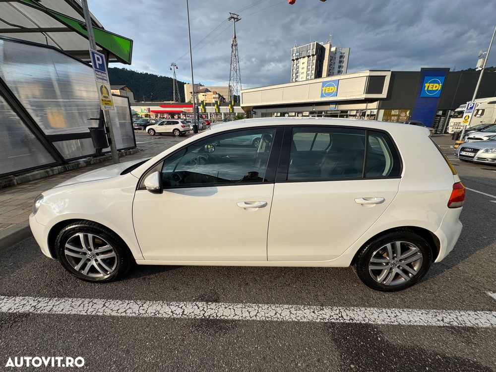 Volkswagen Golf 2.0 TDI DPF Highline - 3