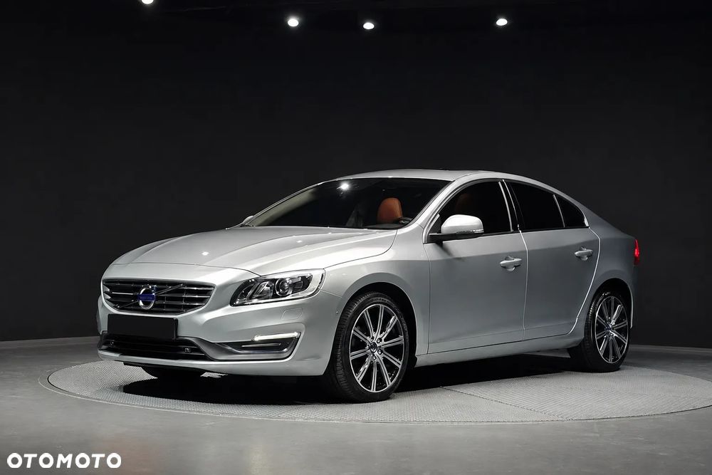 Volvo S60 T5 Drive-E Summum - 2