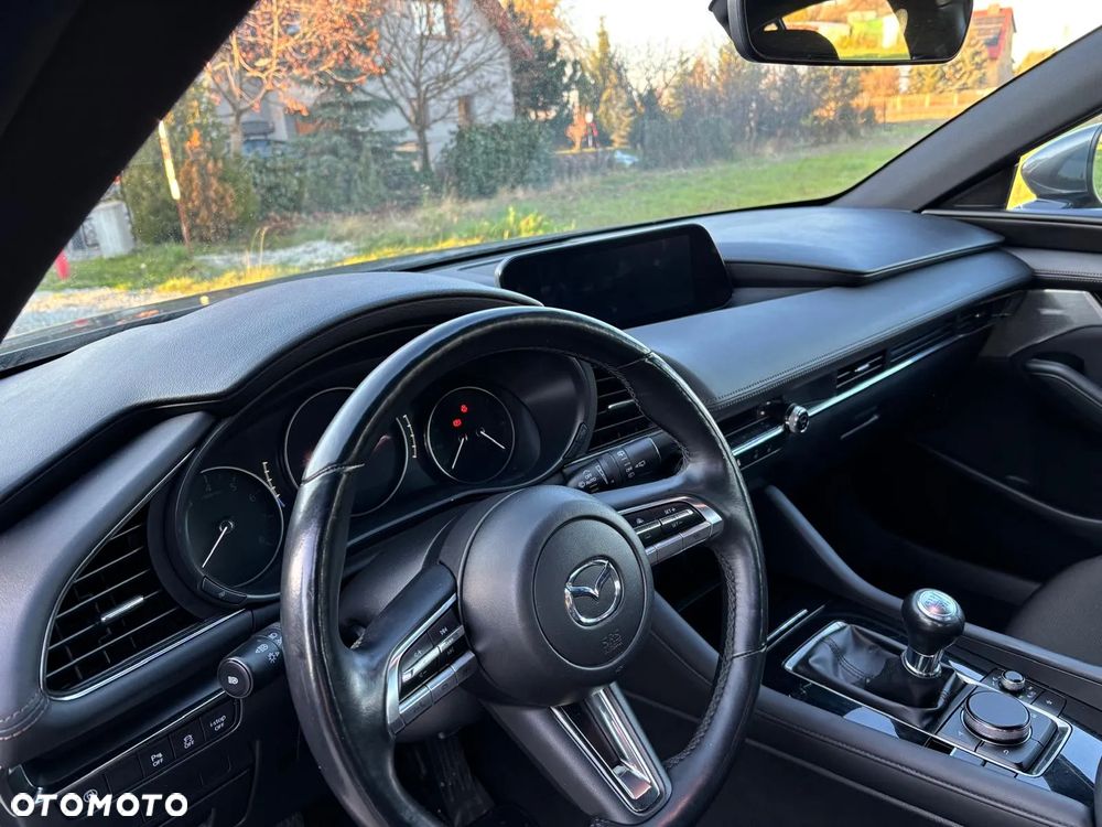 Mazda 3 SKYACTIV-X 2.0 M-Hybrid - 10