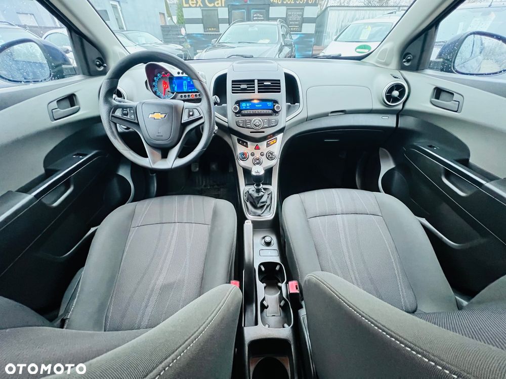 Chevrolet Aveo 1.2 LS - 10