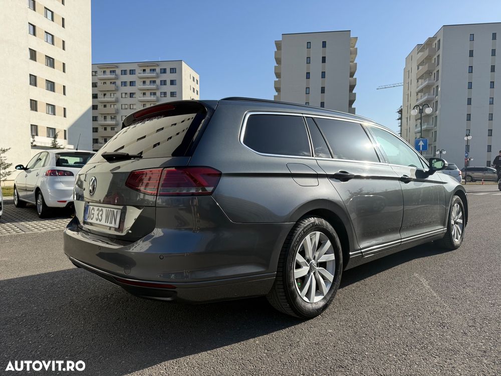Volkswagen Passat 2.0 TDI SCR DSG Comfortline - 7