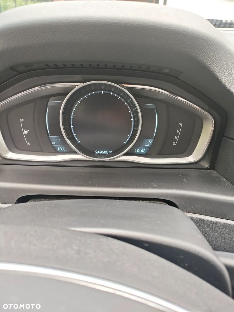 Volvo XC 70 - 16