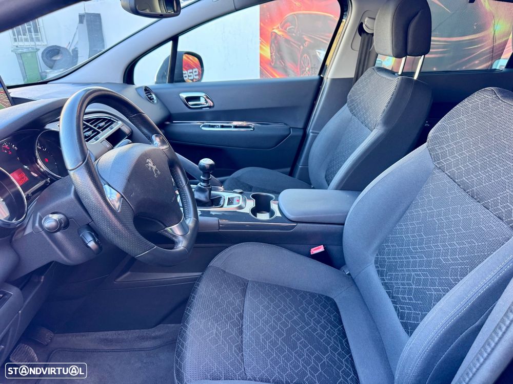 Peugeot 3008 1.6 HDi Roland Garros J18 - 10