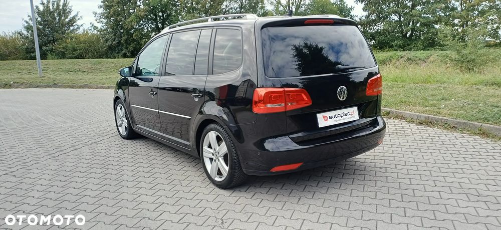 Volkswagen Touran 2.0 TDI DPF DSG Highline - 8