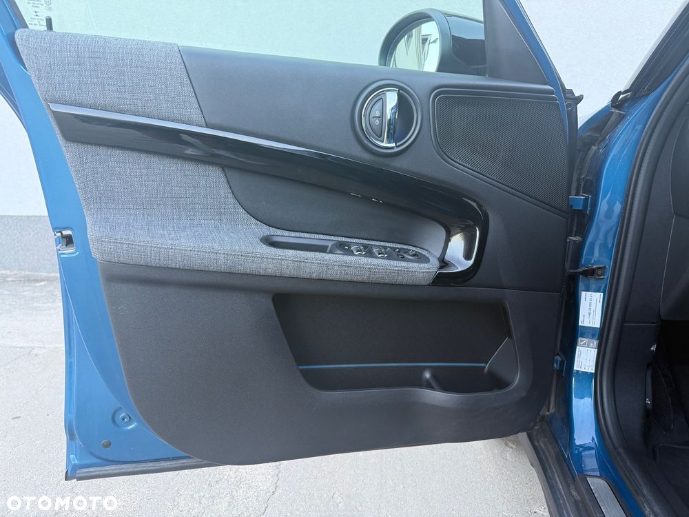 MINI Countryman Cooper Classic Trim - 11