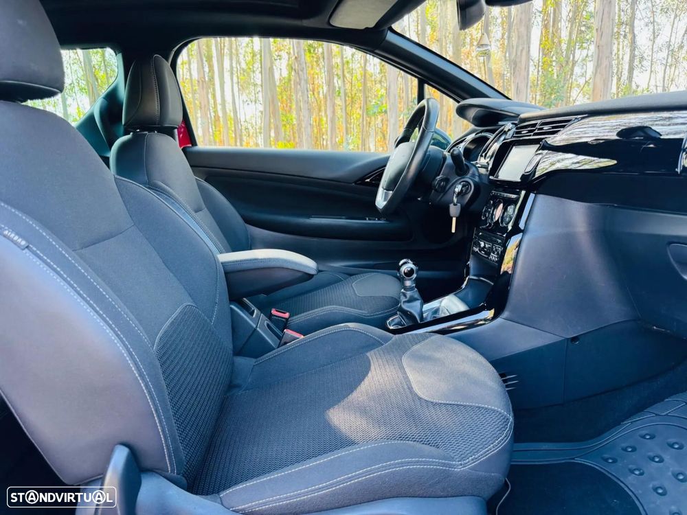 Citroën DS3 Cabrio 1.2 VTi So Chic - 27