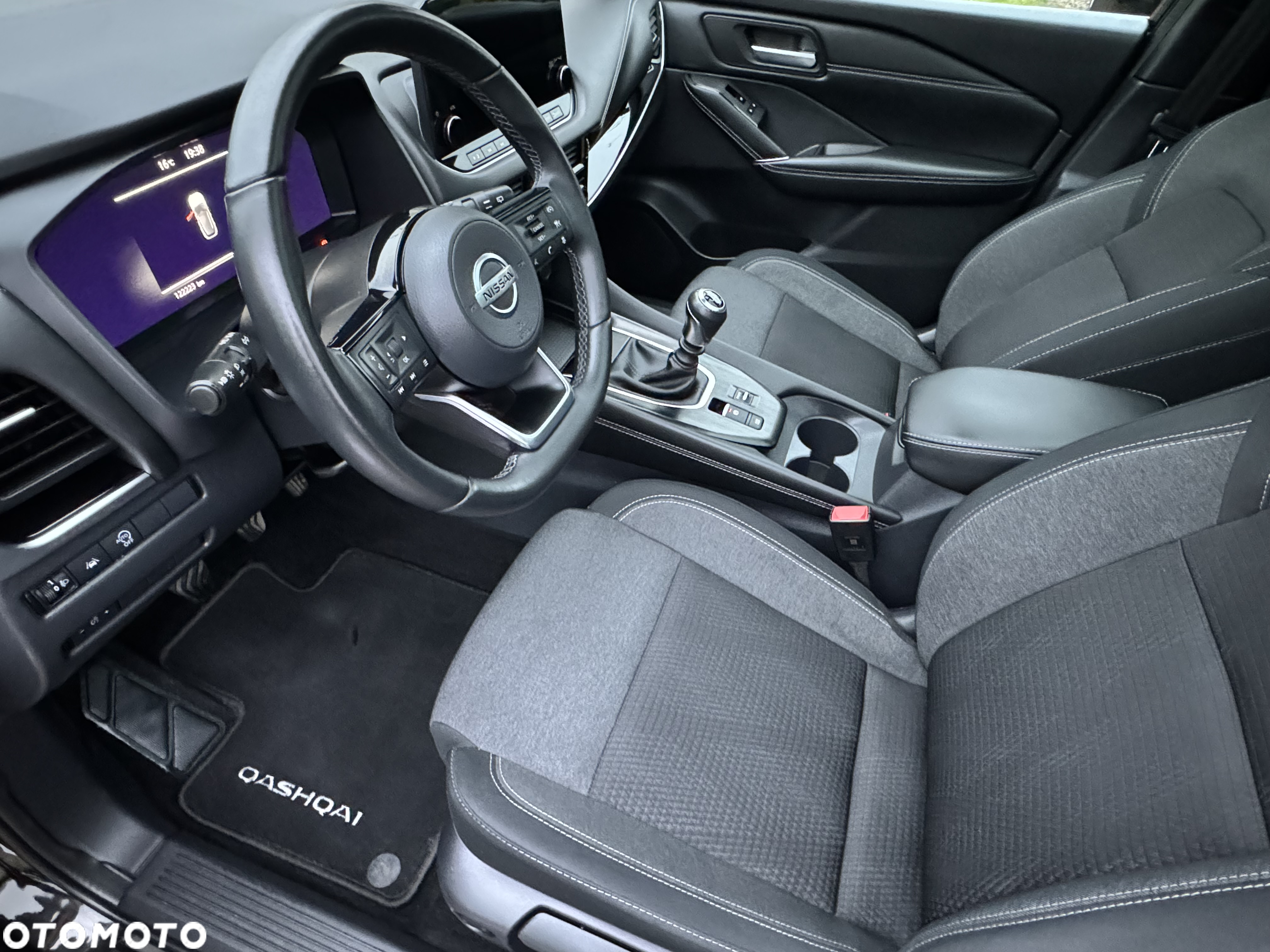 Nissan Qashqai 1.3 DIG-T N-Connecta - 9