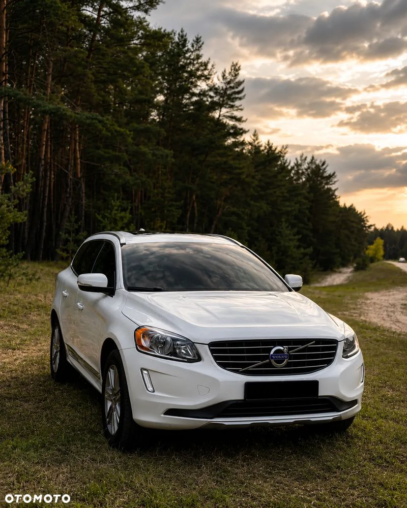 Volvo XC 60 T6 AWD Geartronic Linje Inscription - 1