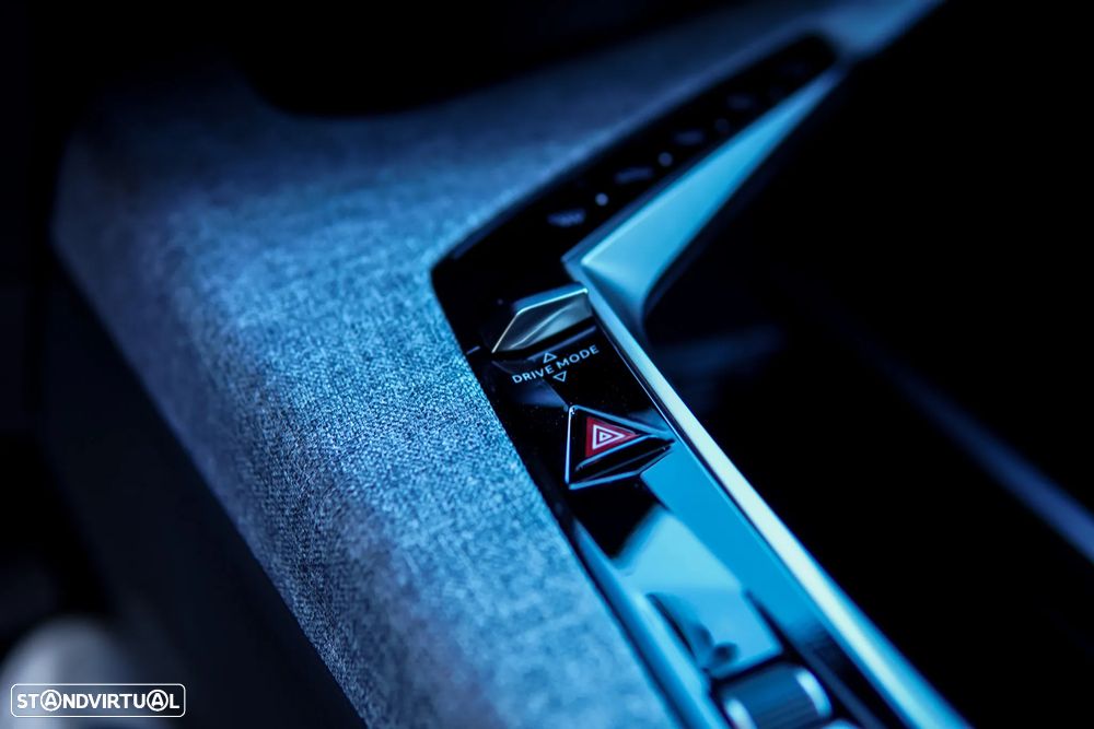 Peugeot 3008 1.2 Hybrid Allure e-DCS6 - 37