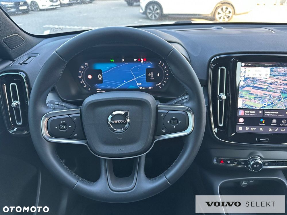 Volvo XC 40 - 30