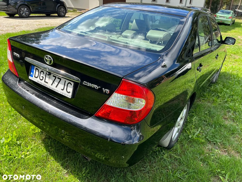 Toyota Camry 3.0 V6 - 9