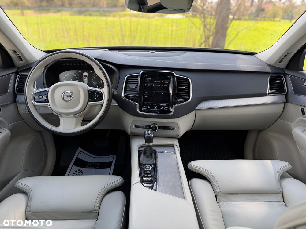 Volvo XC 90 T5 AWD Inscription 7os - 38
