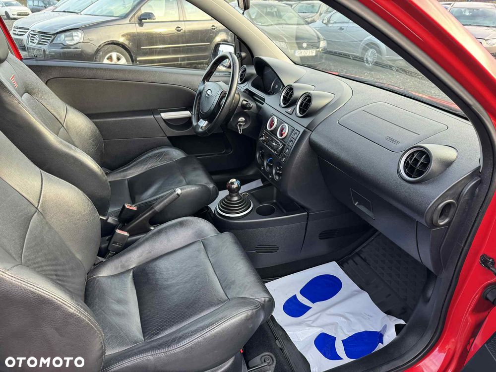 Ford Fiesta 2.0 ST - 22