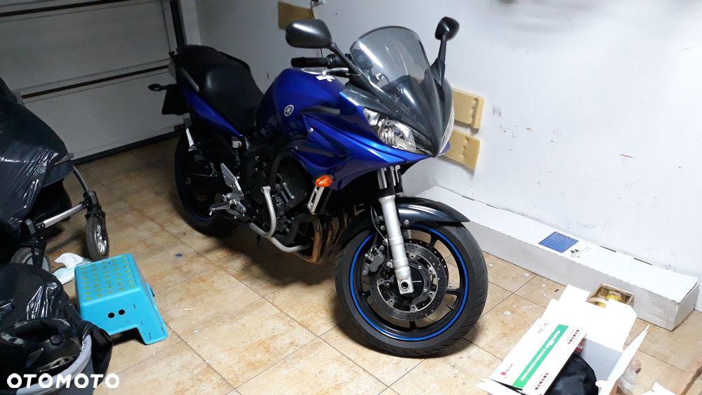 Yamaha FZ6 - 4