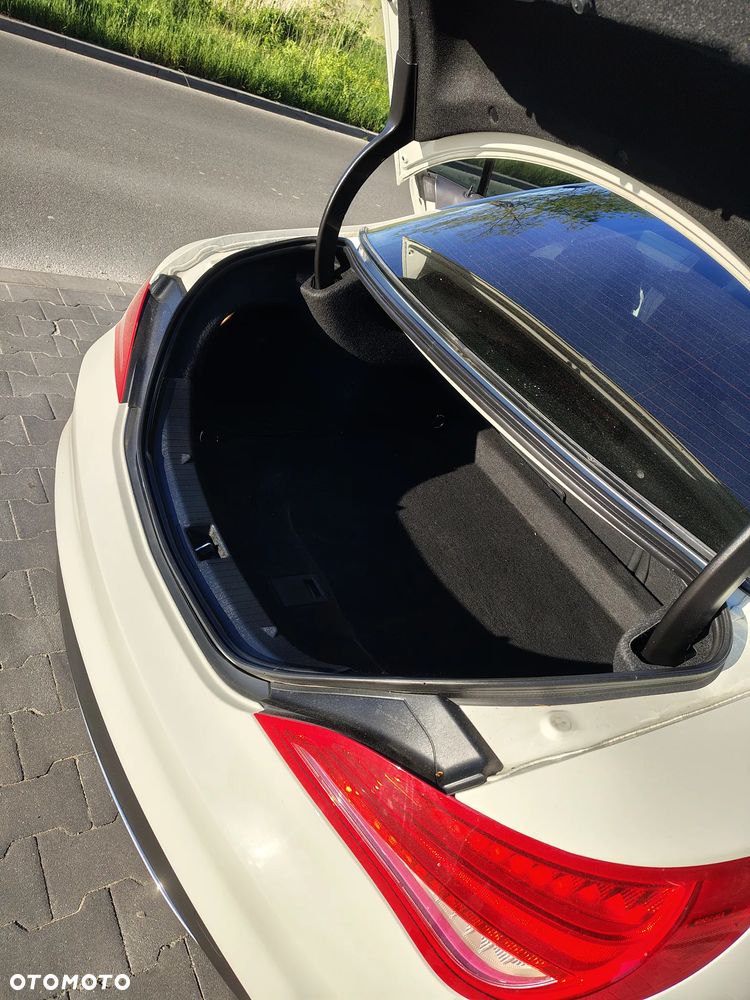 Mercedes-Benz CLA 250 7G-DCT Sport - 9