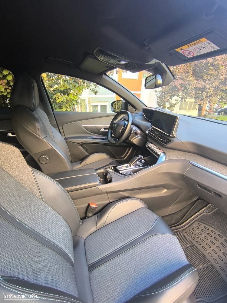 Peugeot 3008 1.5 BlueHDi Allure Pack EAT8 - 8