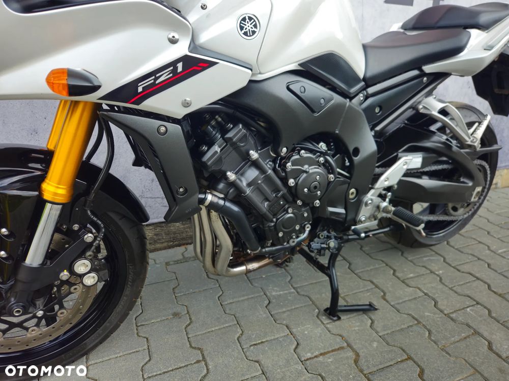 Yamaha FZ - 30